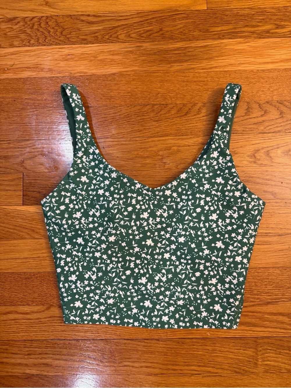 Old Navy Active V-Neck Floral Longline Sports Bra Top Green/White - Size Medium